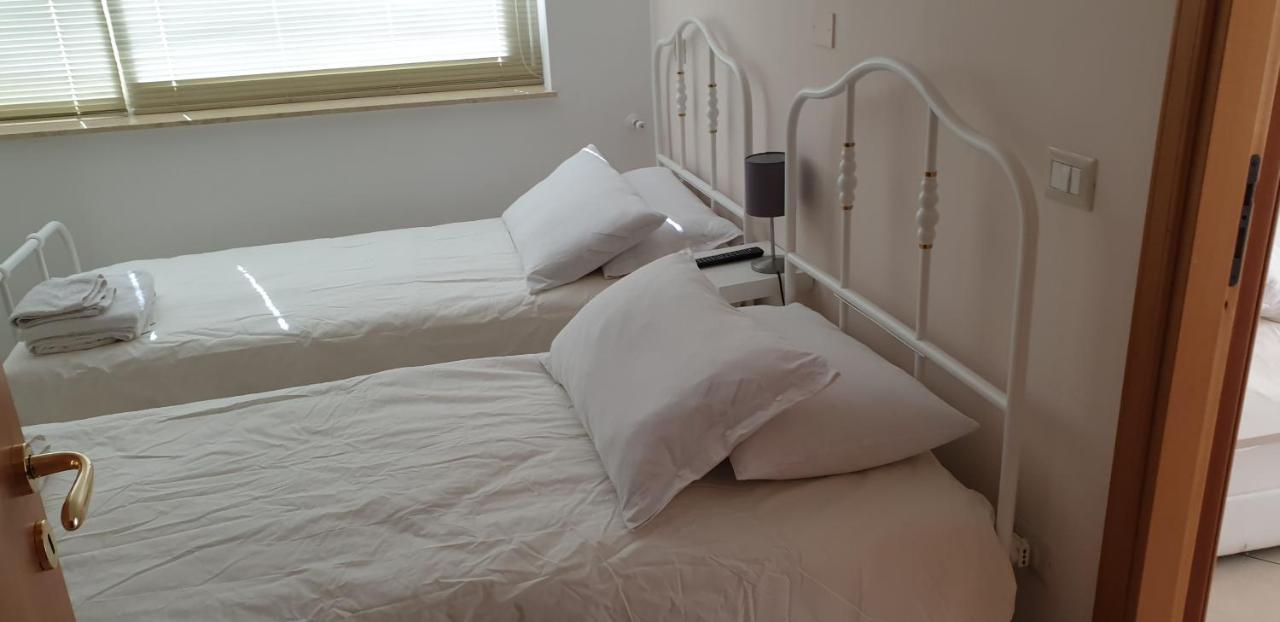 Iriss Bed and Breakfast Taormina Buitenkant foto