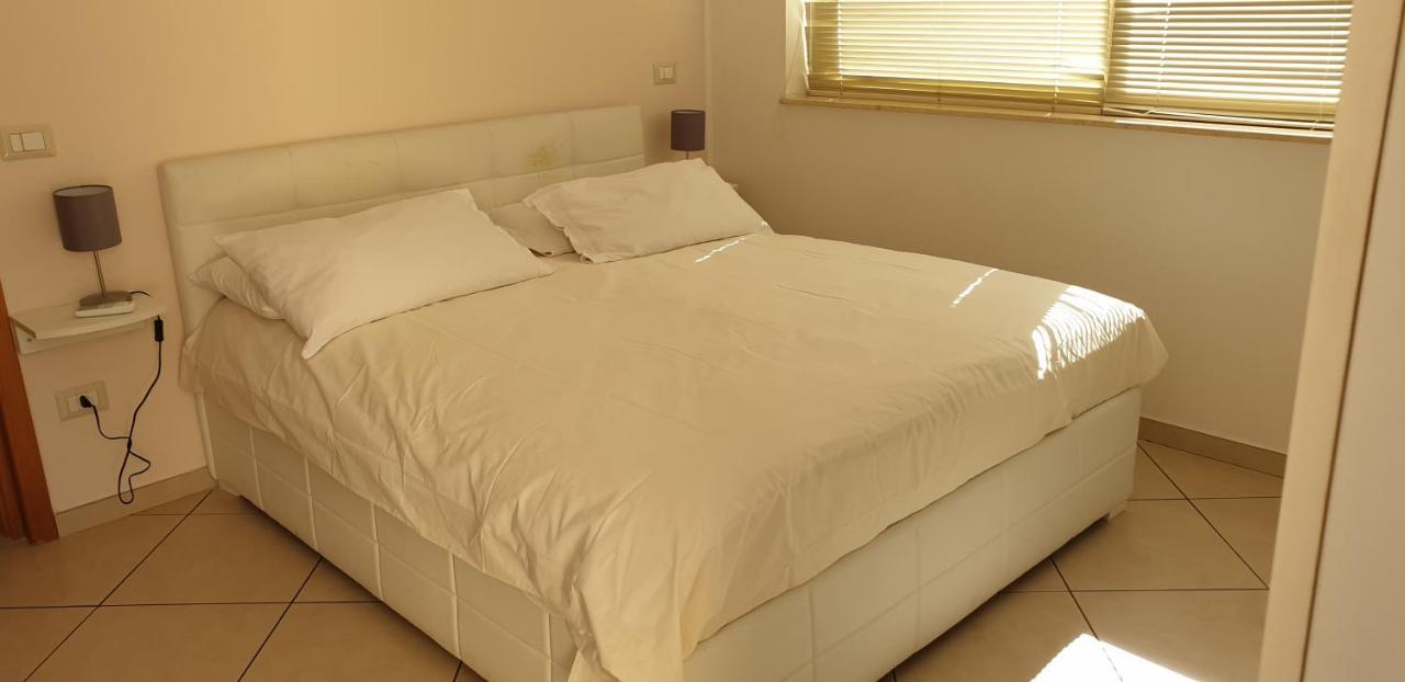 Iriss Bed and Breakfast Taormina Buitenkant foto